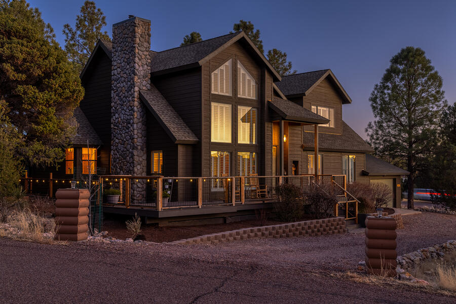 2222 Fairway Drive Overgaard, AZ 85933